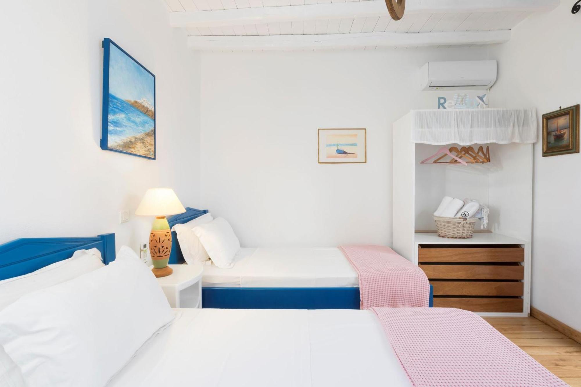 Martineli Residence - A Beachfront Estate 드리오스 외부 사진