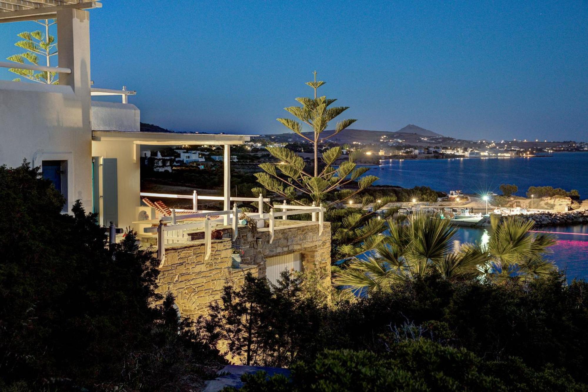 Martineli Residence - A Beachfront Estate 드리오스 외부 사진